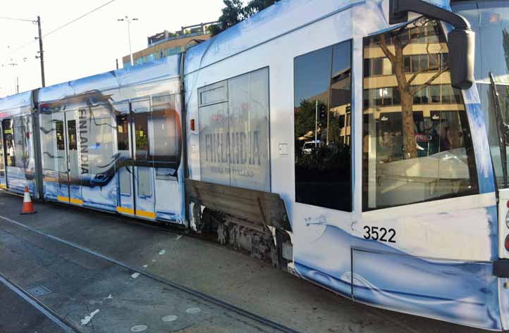 Yarra Tram Combino Finlandia derail 3522